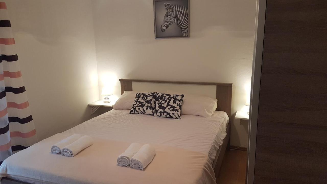 Apartmani Ab Пироваць Екстер'єр фото