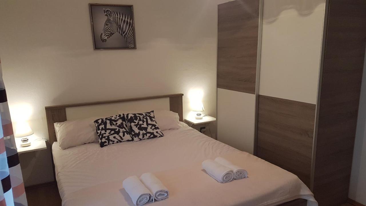 Apartmani Ab Пироваць Екстер'єр фото
